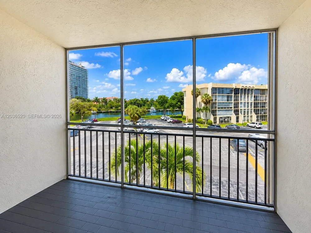 501 Three Islands Blvd #303 Hallandale Beach, FL 33009