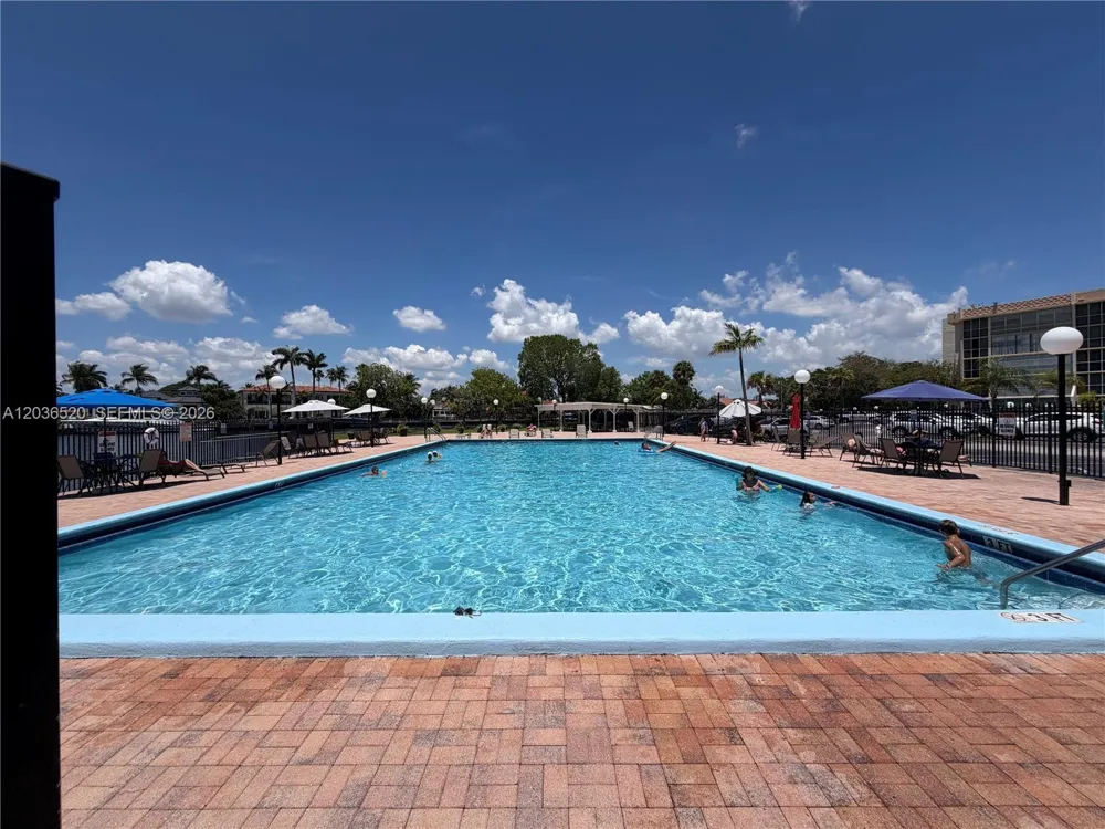 501 Three Islands Blvd #303 Hallandale Beach, FL 33009