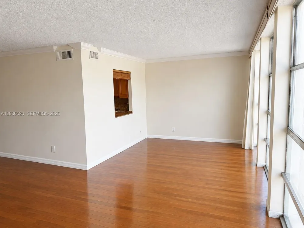 501 Three Islands Blvd #303 Hallandale Beach, FL 33009