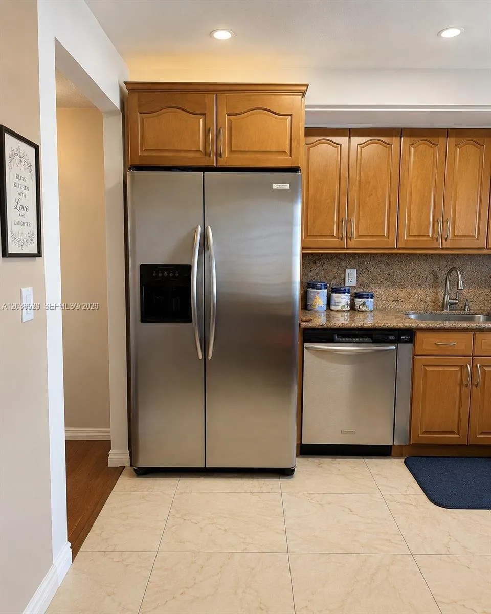 501 Three Islands Blvd #303 Hallandale Beach, FL 33009