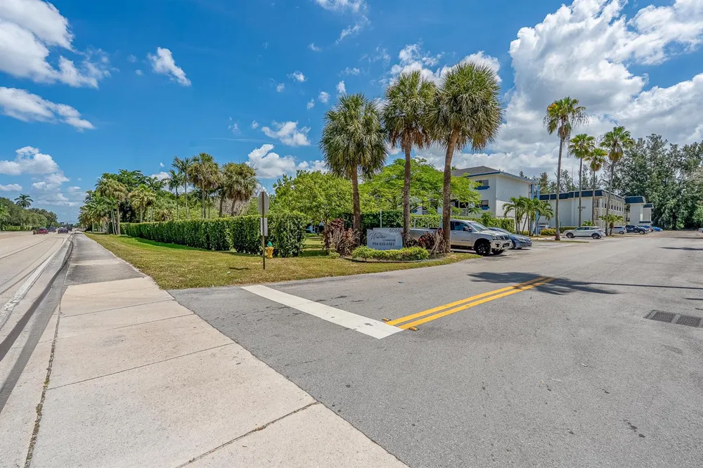 5100 SW 64TH AVENUE #204A Davie, FL 33314