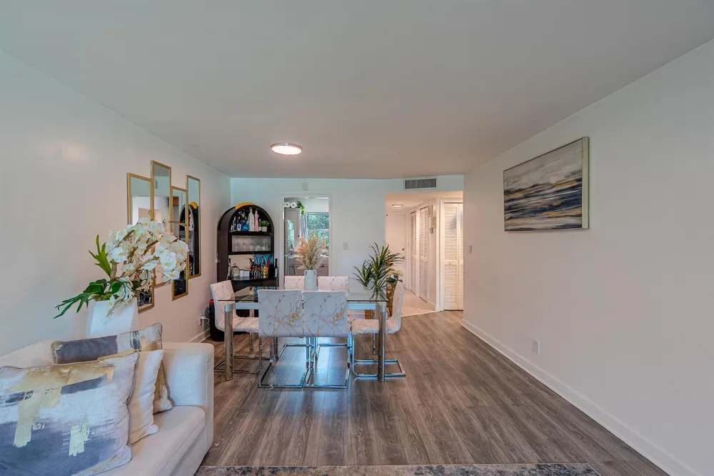 5100 SW 64TH AVENUE #204A Davie, FL 33314