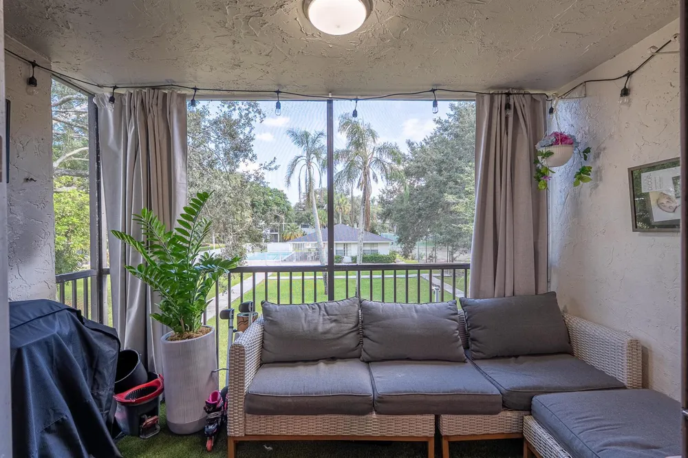 5100 SW 64TH AVENUE #204A Davie, FL 33314