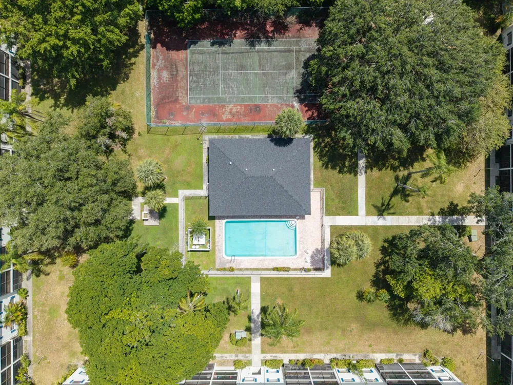 5100 SW 64TH AVENUE #204A Davie, FL 33314