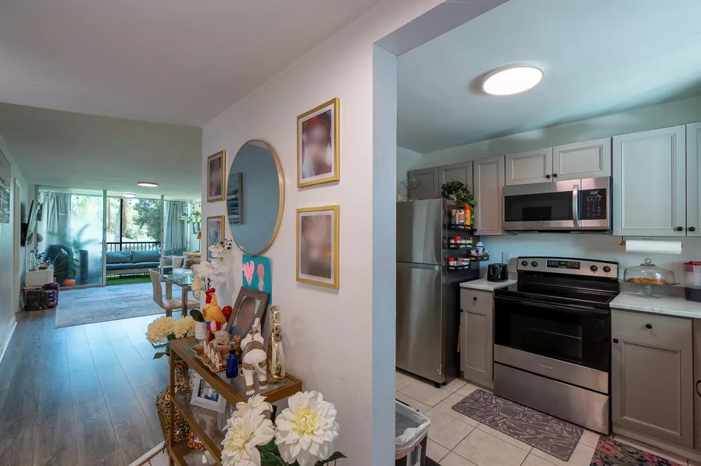 5100 SW 64TH AVENUE #204A Davie, FL 33314