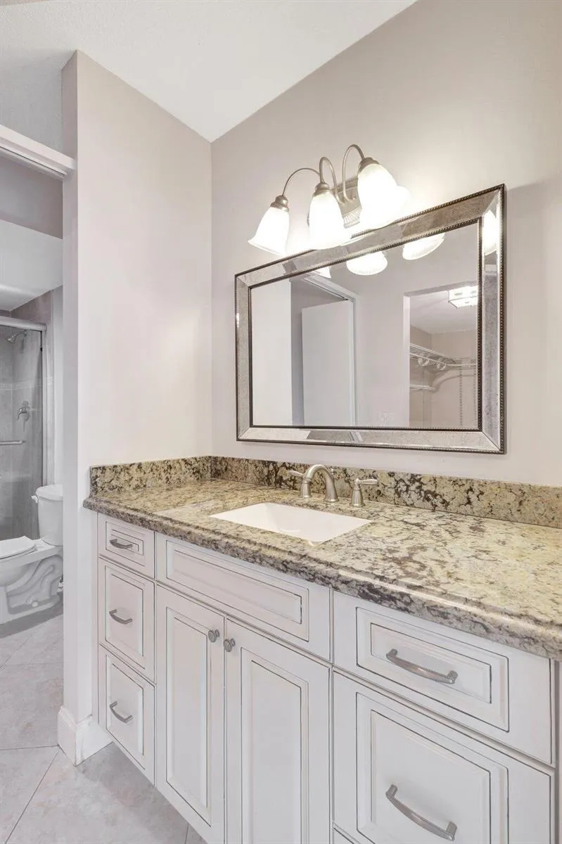 336 Golfview Road #PH09 North Palm Beach, FL 33408