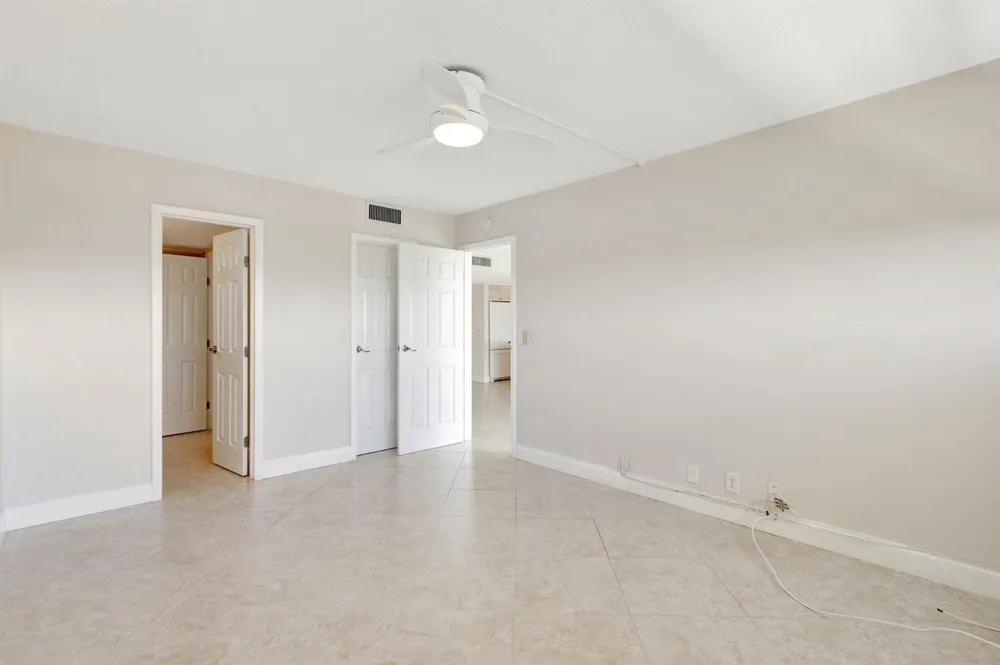 336 Golfview Road #PH09 North Palm Beach, FL 33408