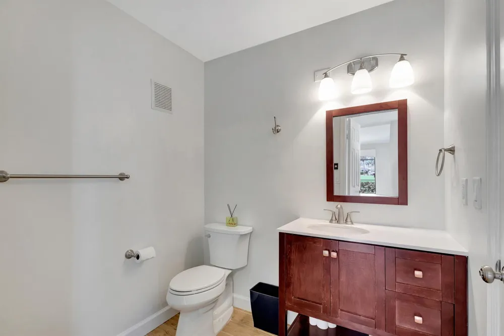 523 Prestwick Circle Palm Beach Gardens, FL 33418