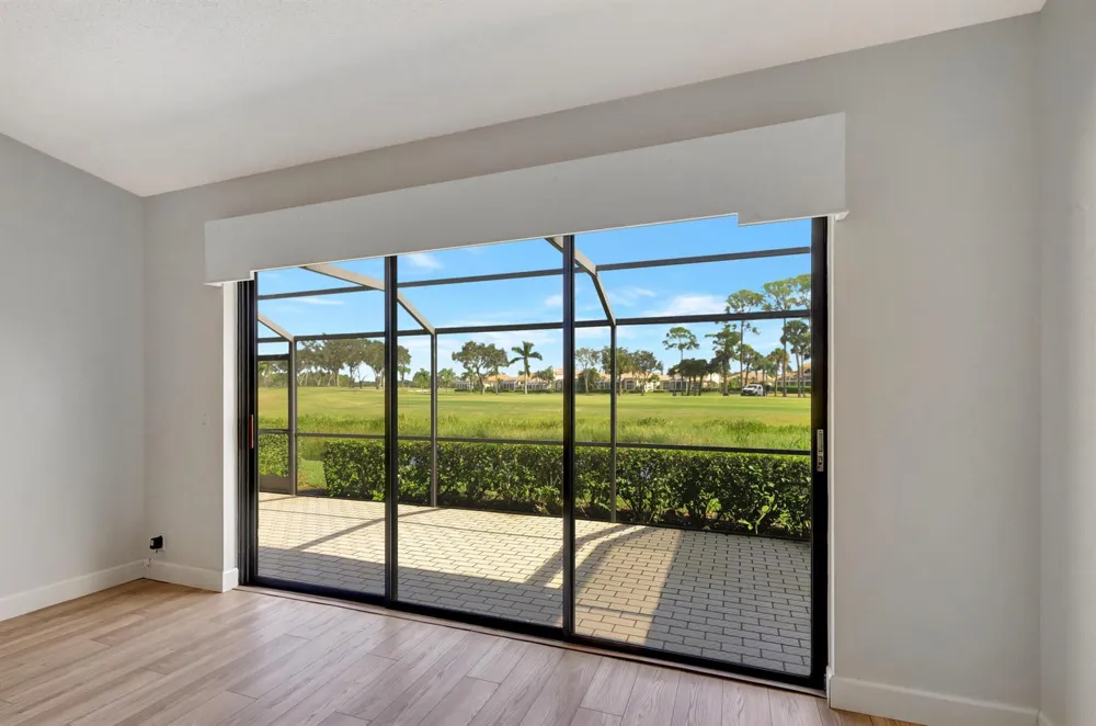 523 Prestwick Circle Palm Beach Gardens, FL 33418