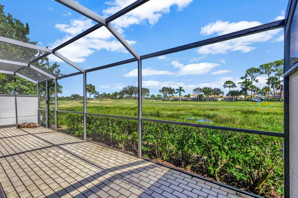 523 Prestwick Circle Palm Beach Gardens, FL 33418