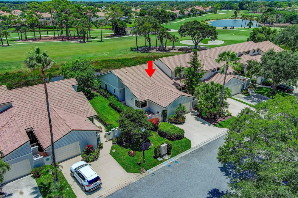 523 Prestwick Circle Palm Beach Gardens, FL 33418