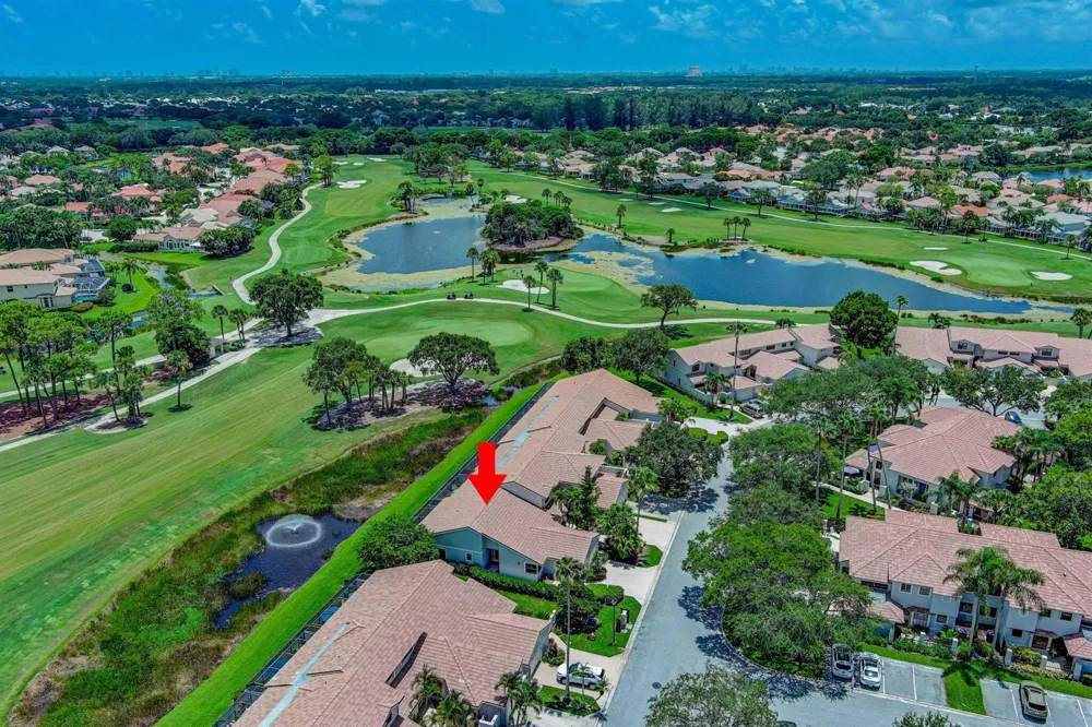 523 Prestwick Circle Palm Beach Gardens, FL 33418