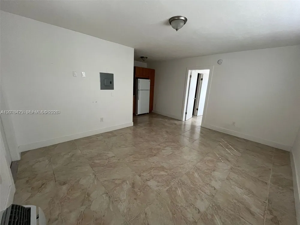 1085 SW 37th Ave #12 Miami, FL 33135