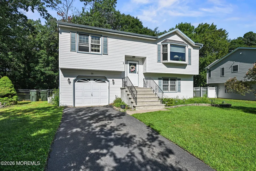 18 Molly Pitcher Drive Hazlet, NJ 07730