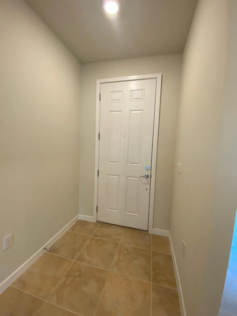 5060 SPARKLING WATER WAY Kissimmee, FL 34746