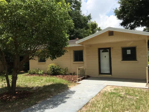 1615 7TH STREET W