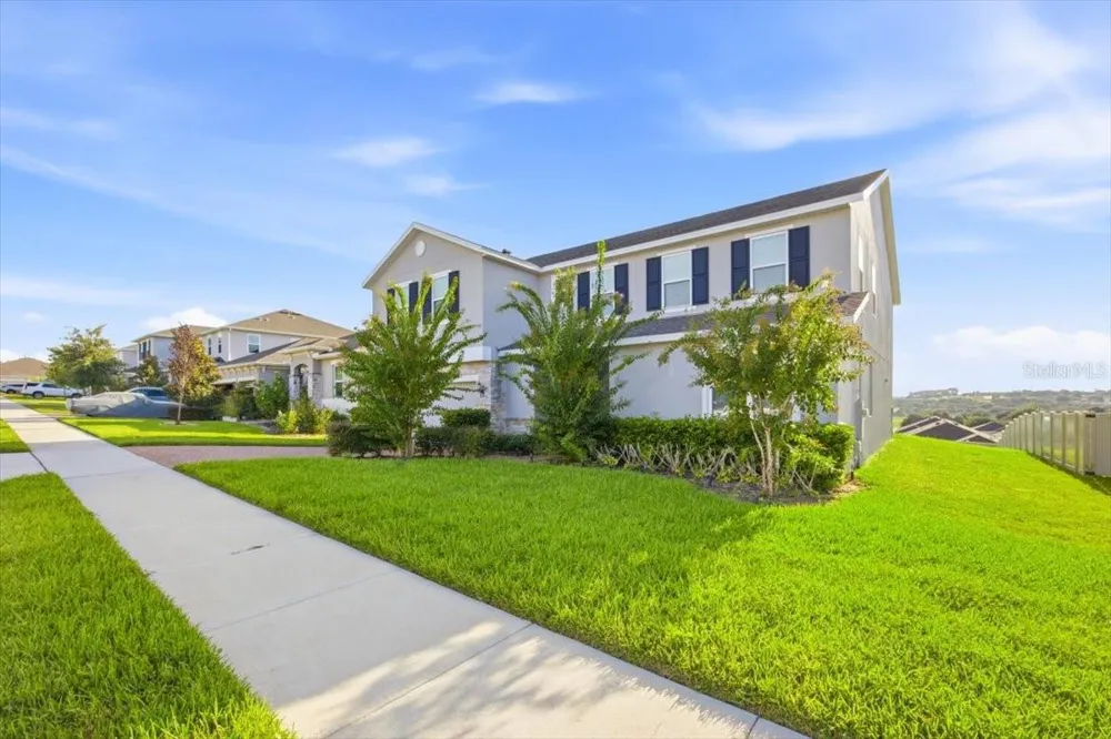 585 STERLING RESERVE WAY Minneola, FL 34715