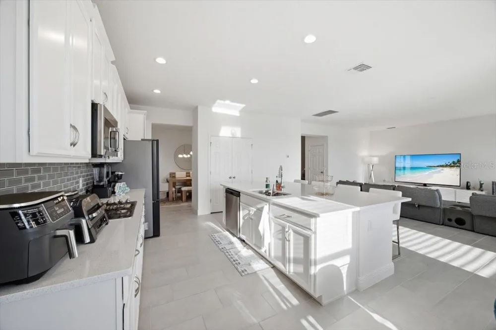 585 STERLING RESERVE WAY Minneola, FL 34715