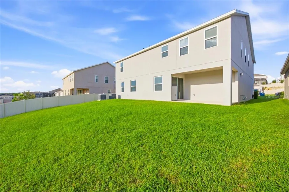 585 STERLING RESERVE WAY Minneola, FL 34715