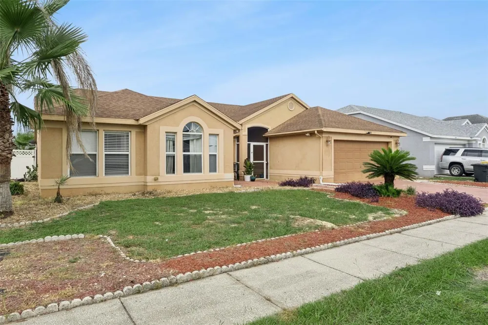 8611 PRIMROSE DRIVE Kissimmee, FL 34747