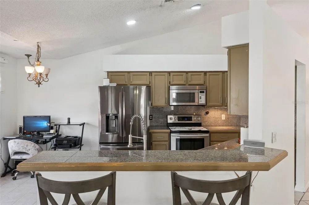 8611 PRIMROSE DRIVE Kissimmee, FL 34747