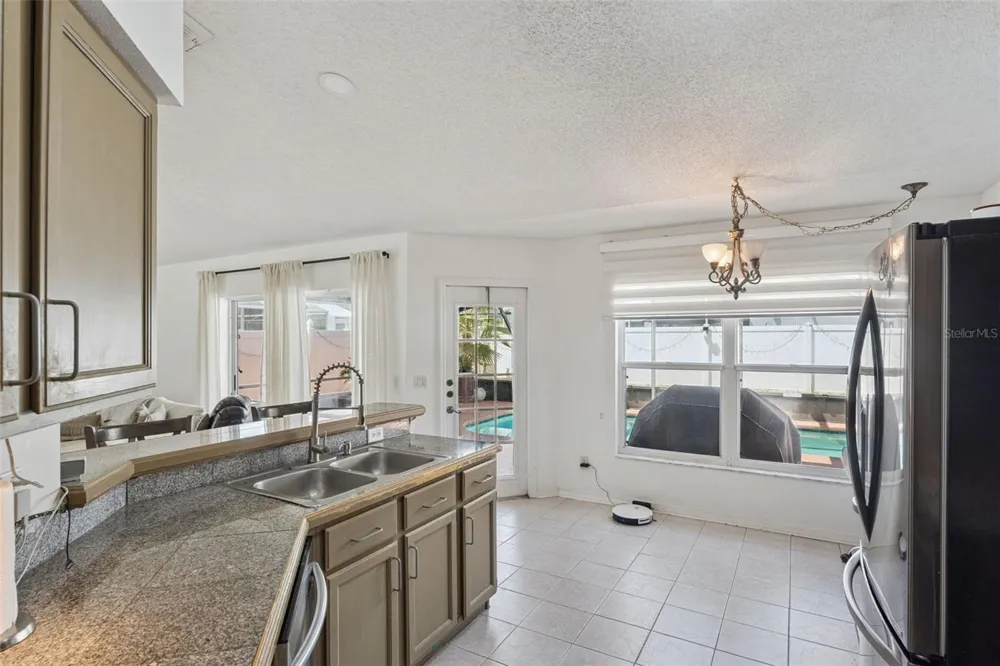 8611 PRIMROSE DRIVE Kissimmee, FL 34747