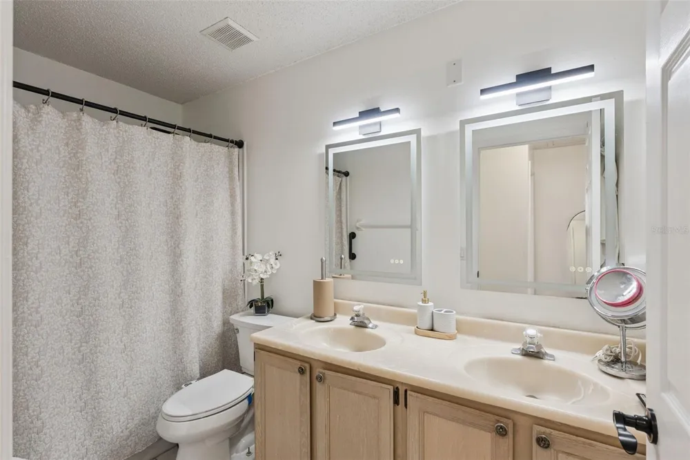 8611 PRIMROSE DRIVE Kissimmee, FL 34747