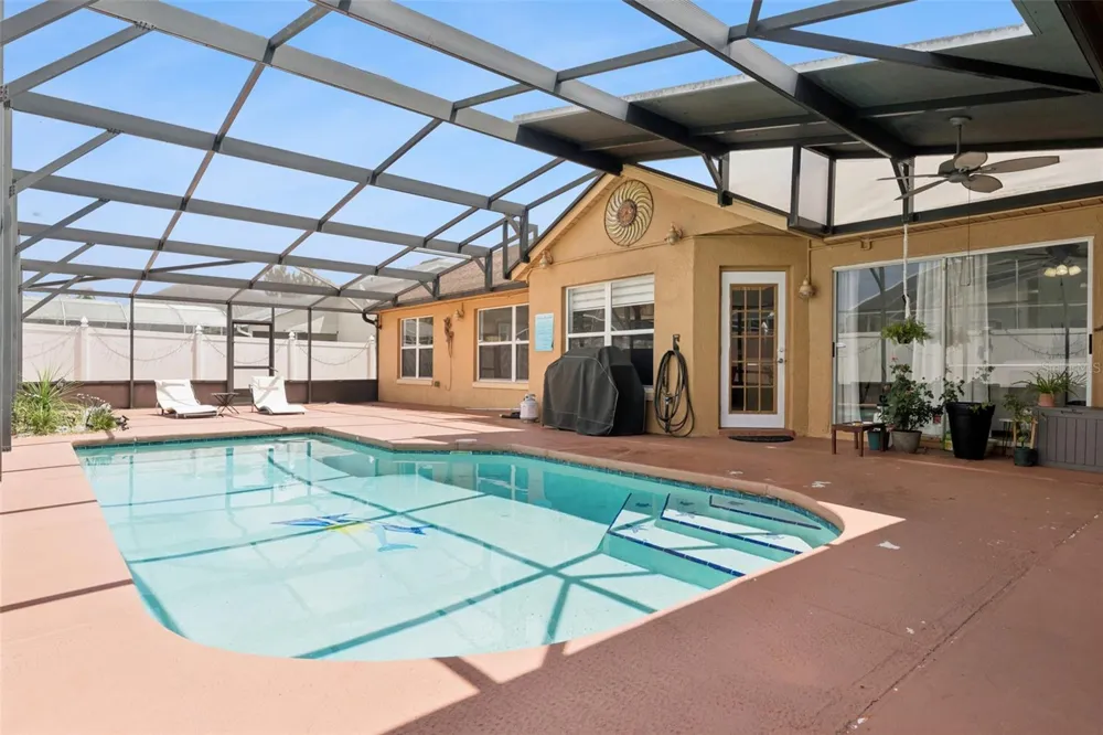 8611 PRIMROSE DRIVE Kissimmee, FL 34747