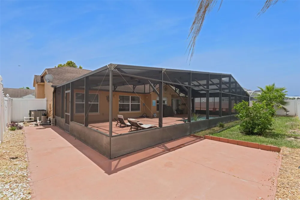 8611 PRIMROSE DRIVE Kissimmee, FL 34747