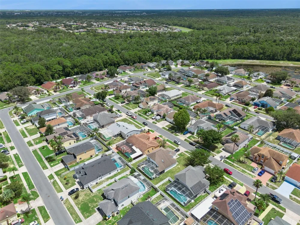 8611 PRIMROSE DRIVE Kissimmee, FL 34747