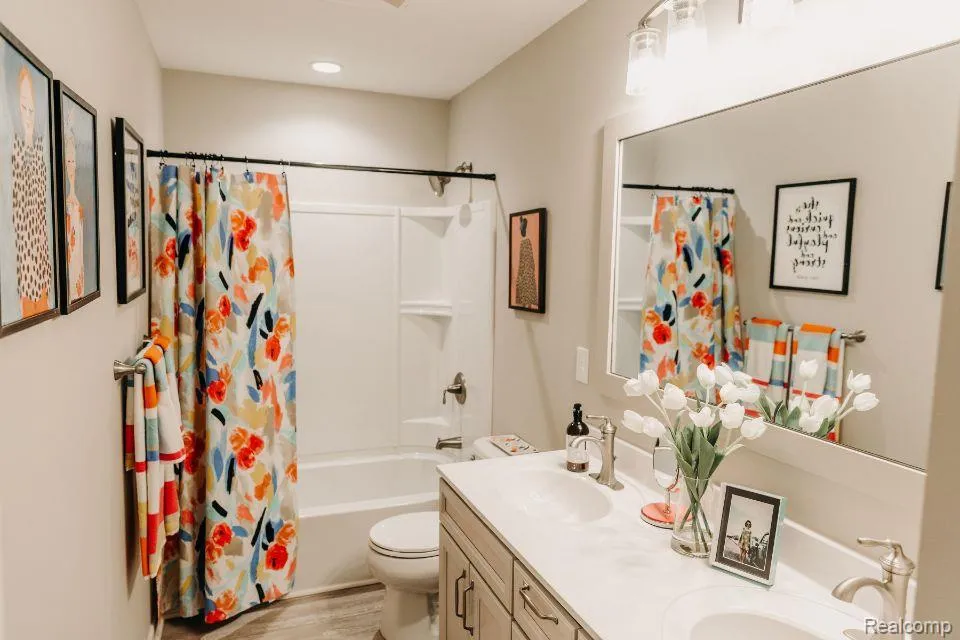 5393 Lily Ann Lane Dryden Township, MI 48428