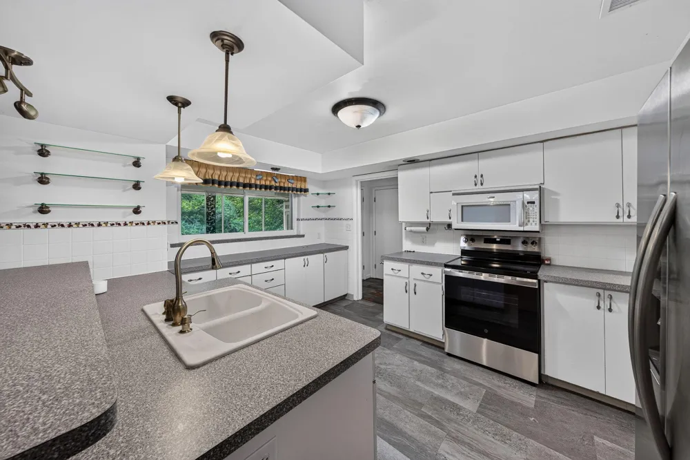 70506 Sunrise Drive Ontwa Township, MI 49112