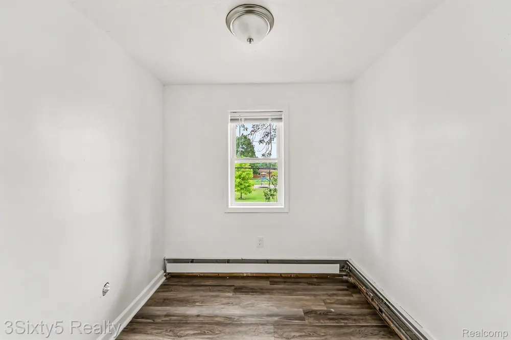 17128 Cicotte Avenue #B Allen Park City, MI 48101
