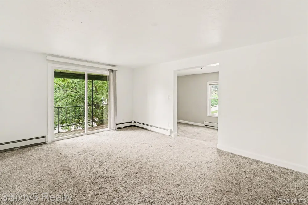 17128 Cicotte Avenue #B Allen Park City, MI 48101