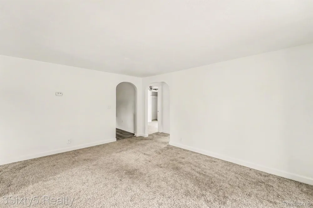 17128 Cicotte Avenue #B Allen Park City, MI 48101