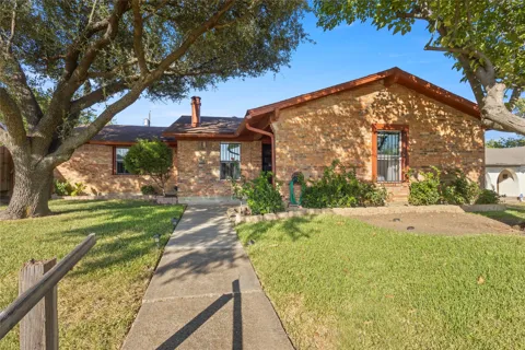 1646 Savage Drive
