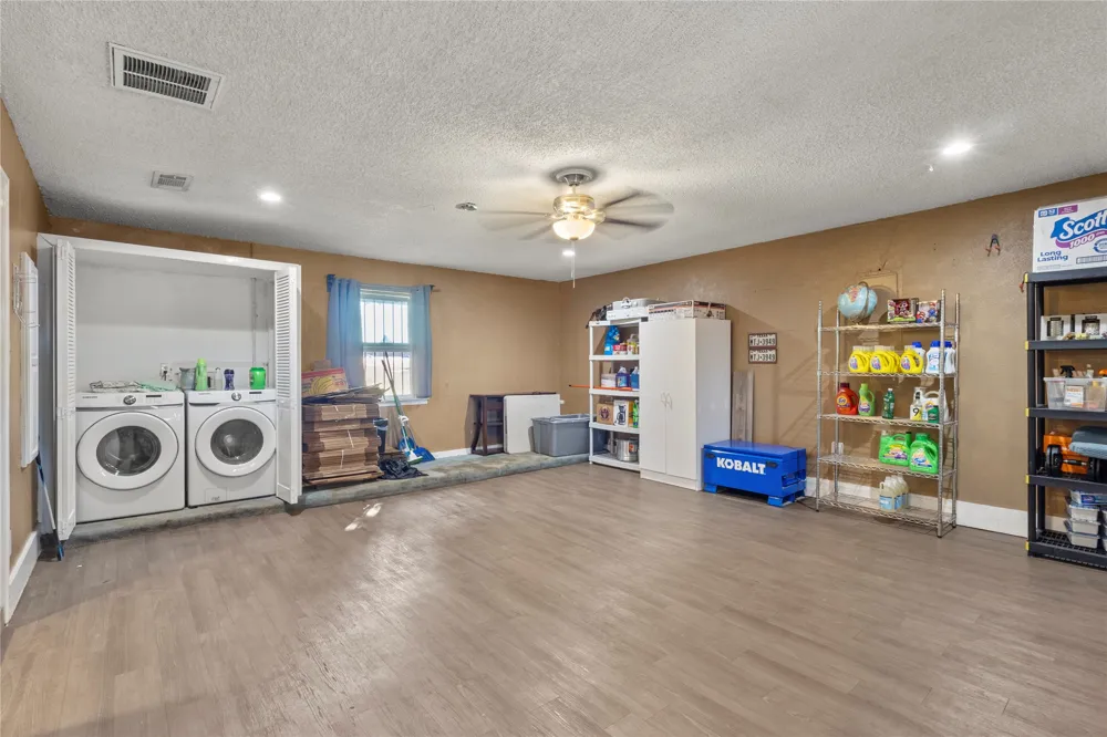 1646 Savage Drive Mesquite, TX 75149