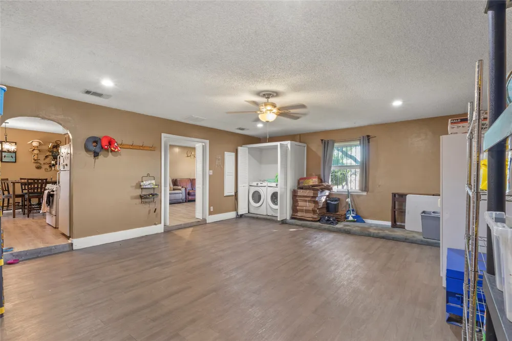 1646 Savage Drive Mesquite, TX 75149