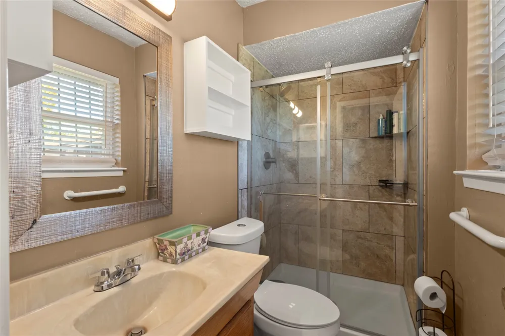 1646 Savage Drive Mesquite, TX 75149