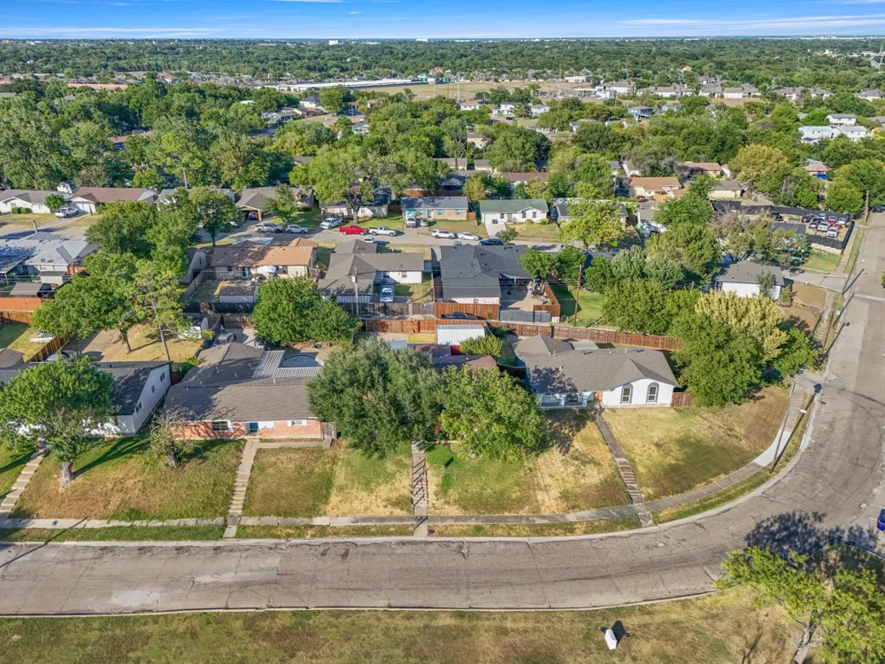1646 Savage Drive Mesquite, TX 75149