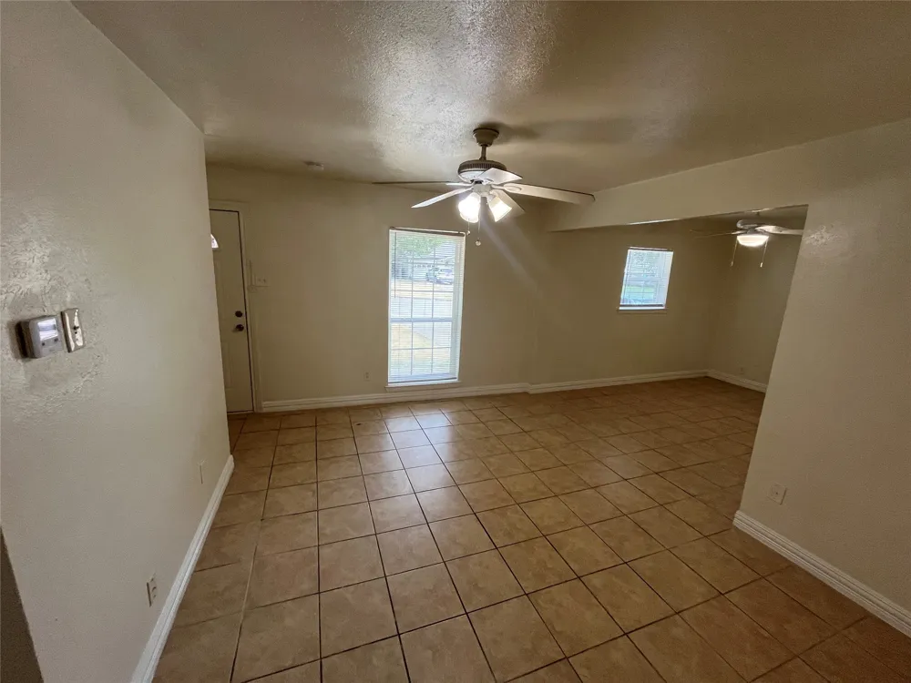5313 Preston Trail Garland, TX 75043