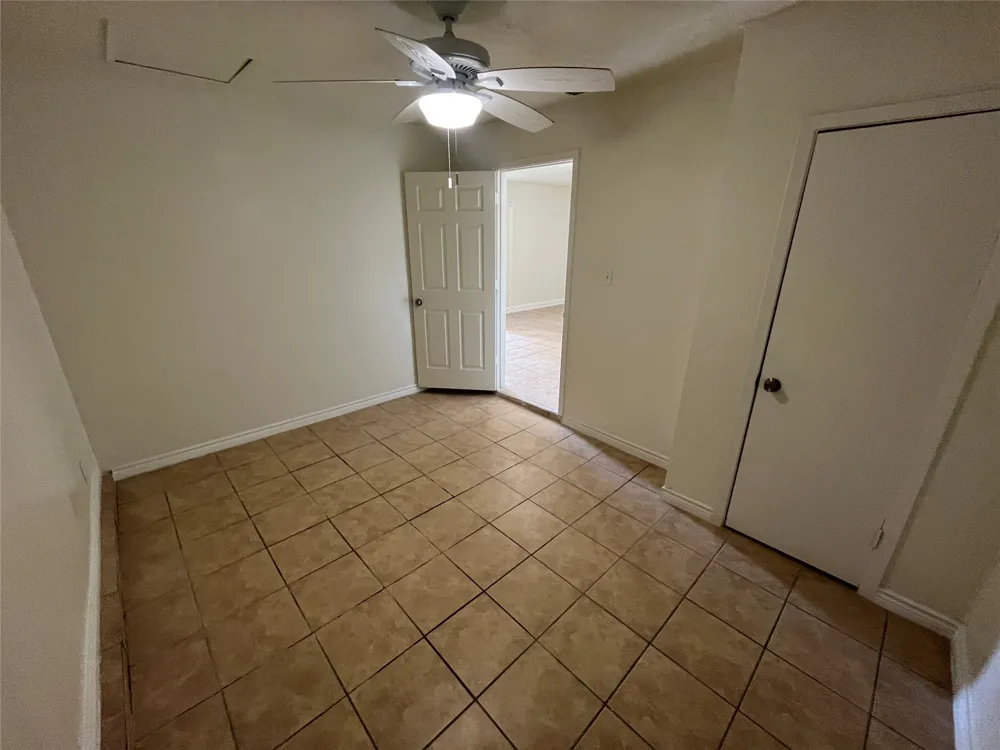 5313 Preston Trail Garland, TX 75043