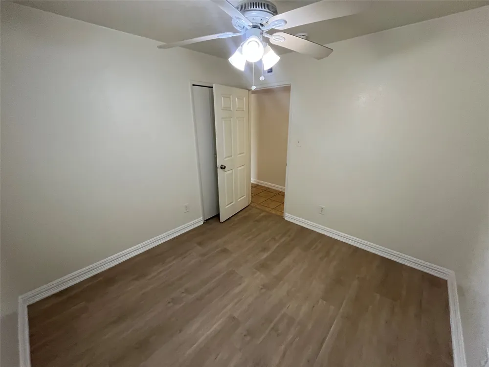 5313 Preston Trail Garland, TX 75043