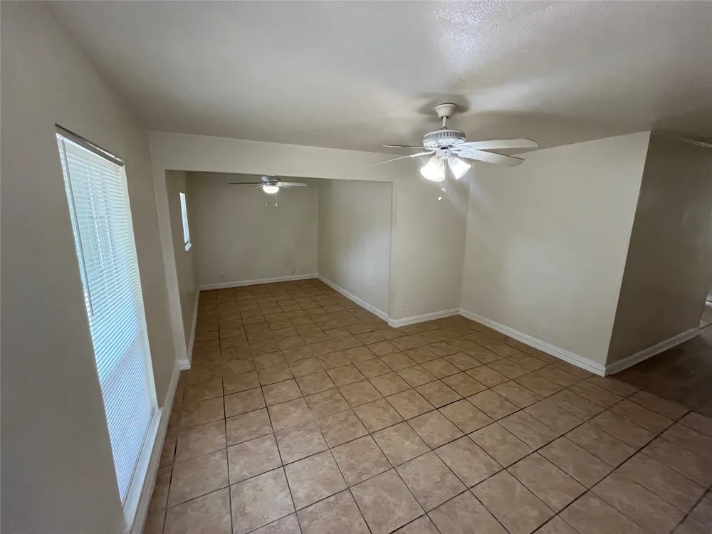 5313 Preston Trail Garland, TX 75043