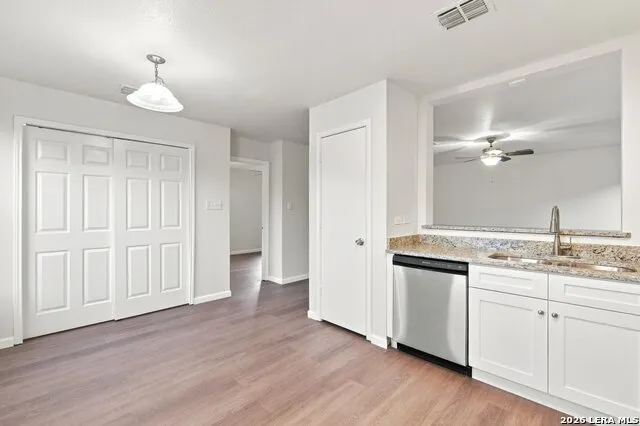 6814 FREEDOM RDG San Antonio, TX 78242