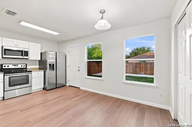 6814 FREEDOM RDG San Antonio, TX 78242