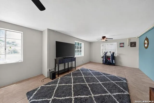 713 Bluebell Rd. Kerrville, TX 78028
