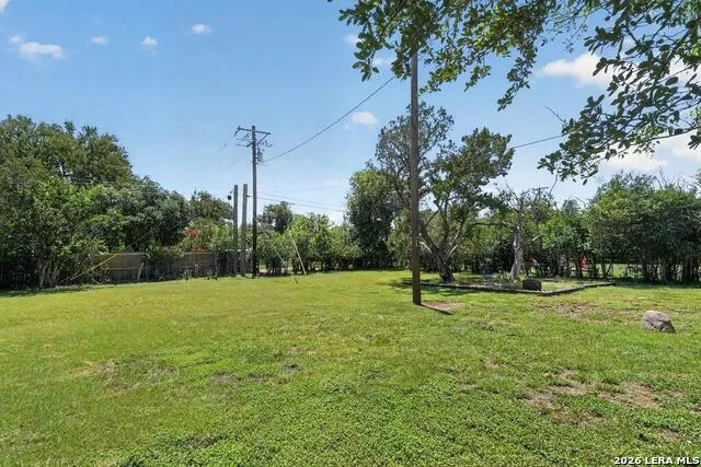 713 Bluebell Rd. Kerrville, TX 78028