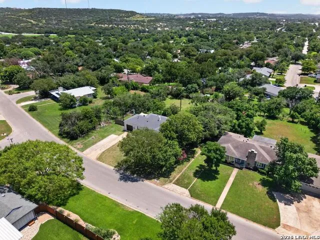 713 Bluebell Rd. Kerrville, TX 78028