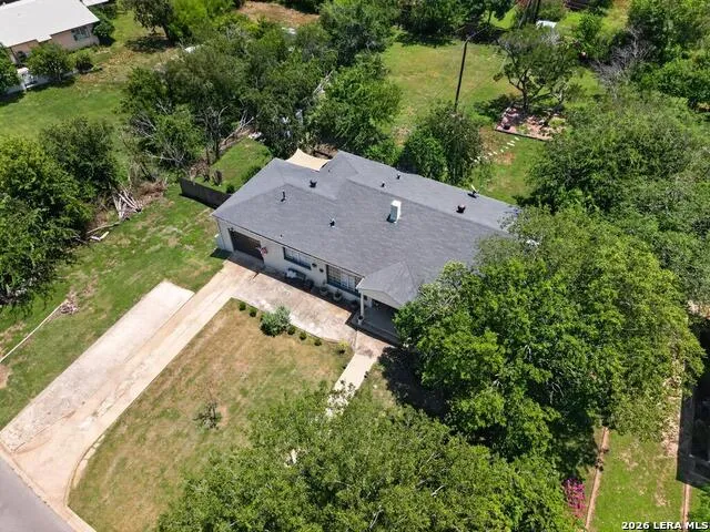 713 Bluebell Rd. Kerrville, TX 78028